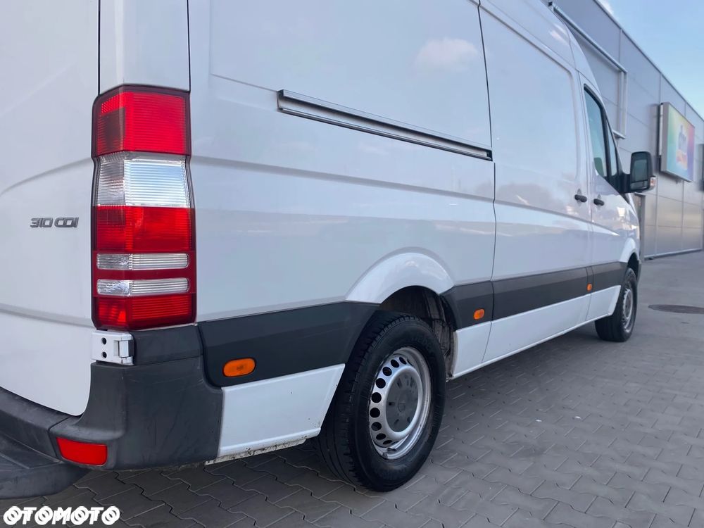 Mercedes-Benz Sprinter - 26