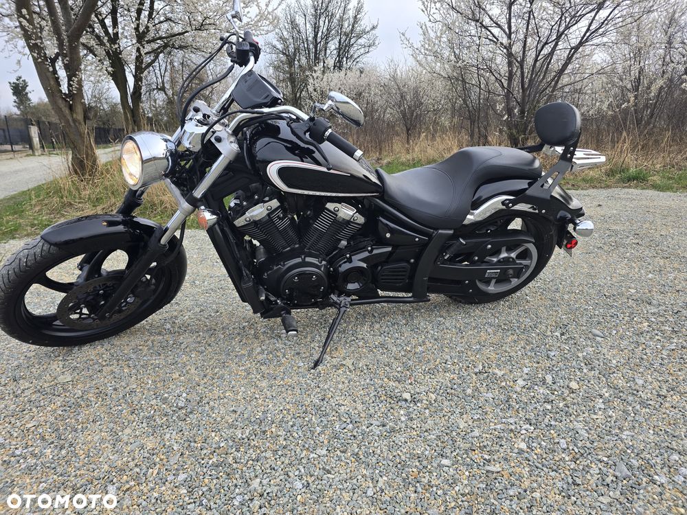 Yamaha XVS - 9