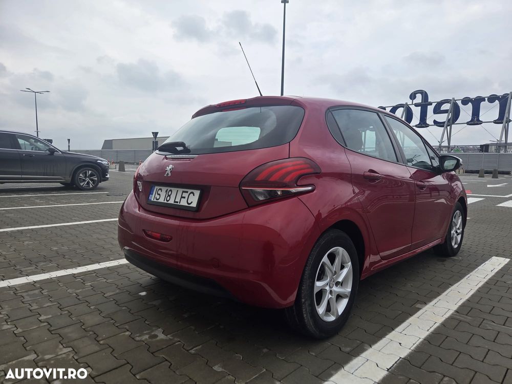 Peugeot 208 PureTech 68 Like - 4