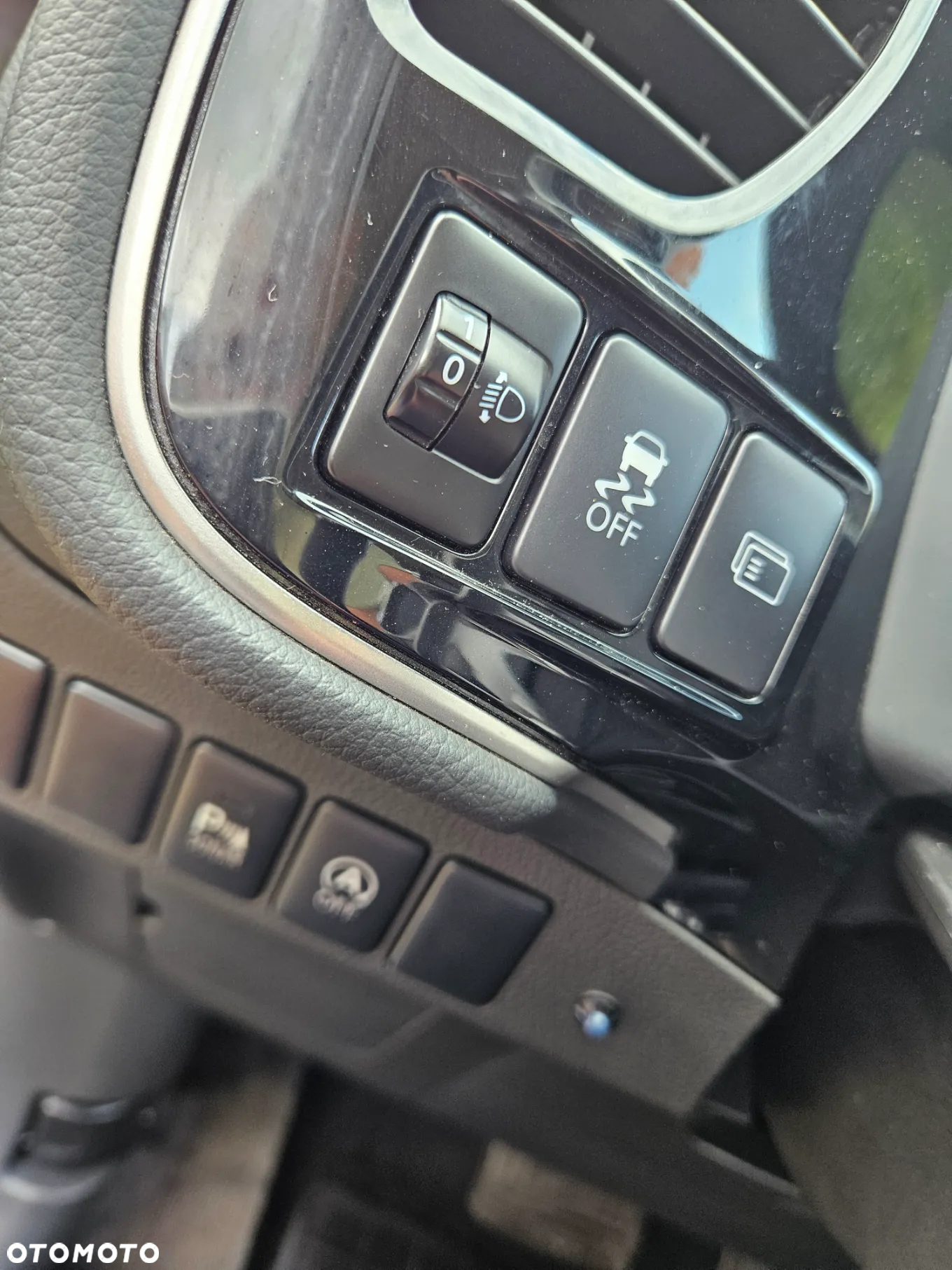 Mitsubishi Outlander 2.0 Intense CVT - 16