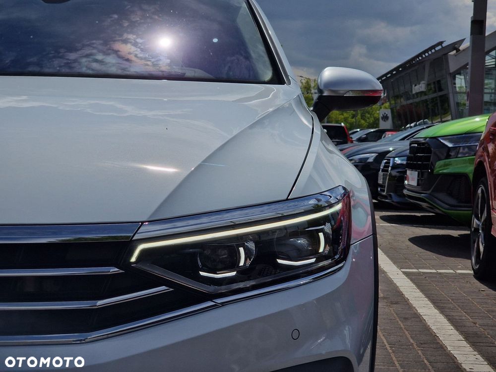 Volkswagen Passat 2.0 TDI 4Mot Elegance DSG - 11