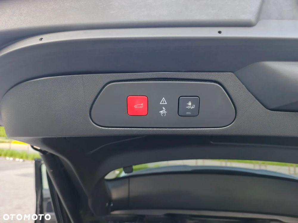 Opel Grandland X 2.0 D Start/Stop Automatik Design Line - 24
