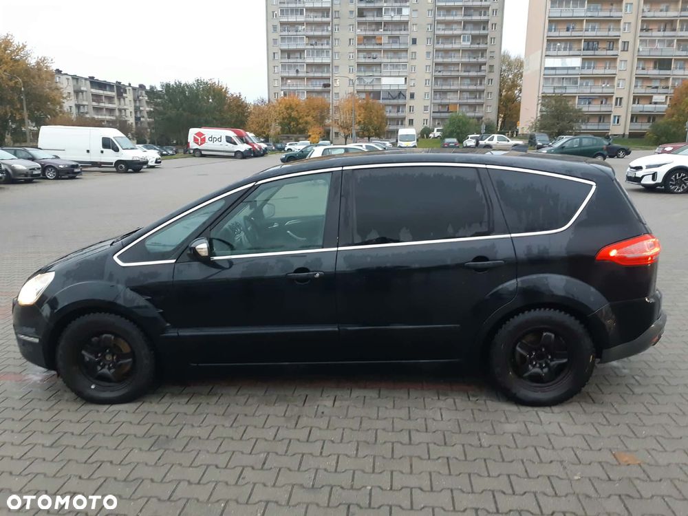 Ford S-Max - 19