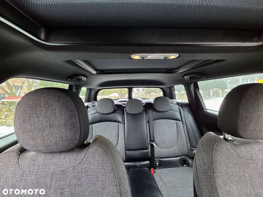 MINI Clubman - 13