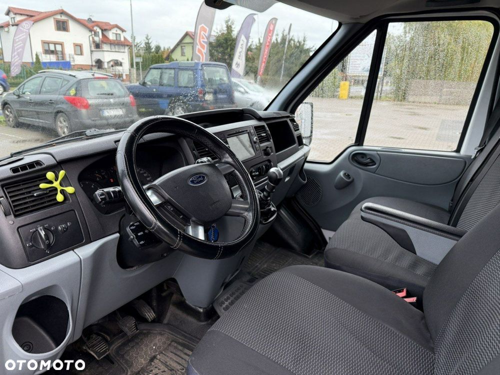 Ford Transit - 15