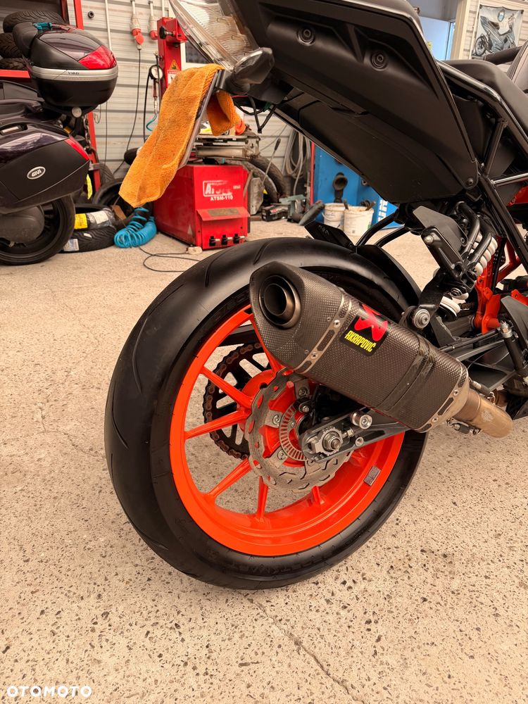 KTM Duke 390 - 12
