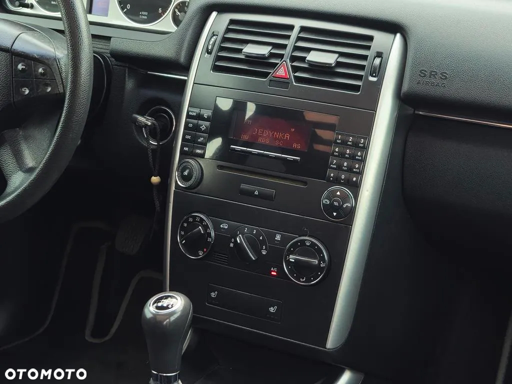 Mercedes-Benz Klasa B 180 CDI DPF Special Edition - 25