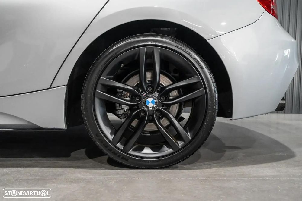 BMW 118 iA Pack M - 32