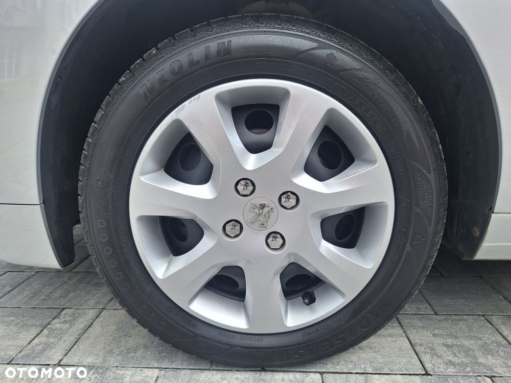 Peugeot 5008 120 VTi Premium - 22