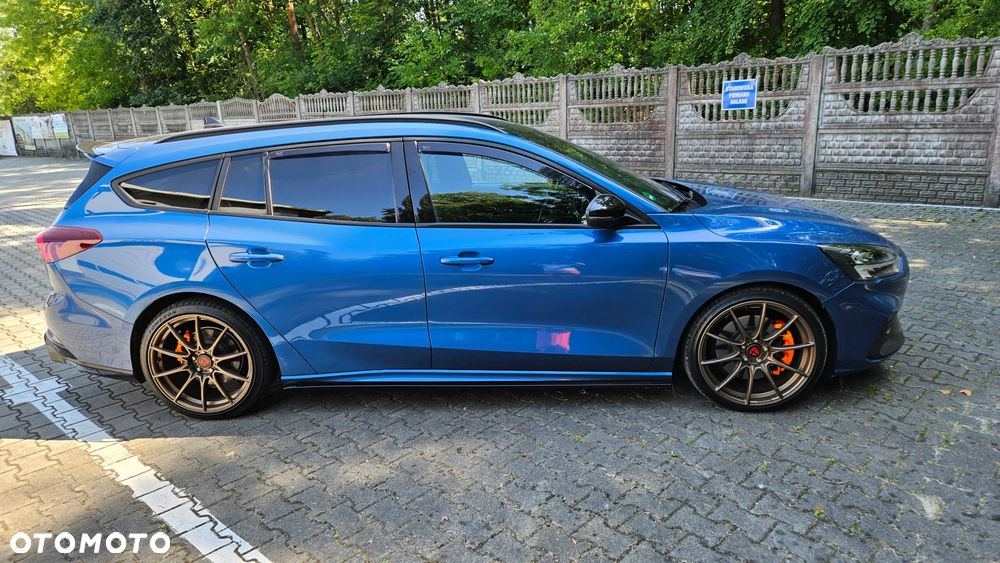 Ford Focus 2.0 EcoBlue S&S ST - 18