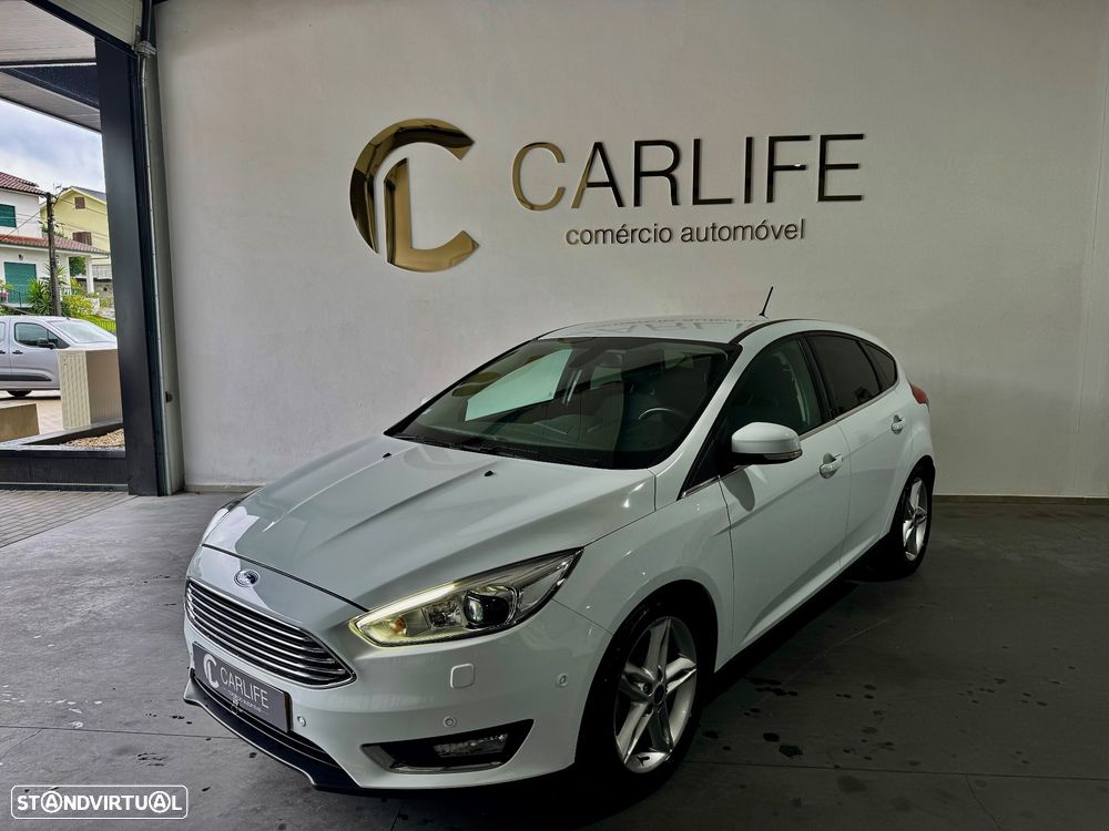 Ford Focus 1.0 SCTi Titanium - 26