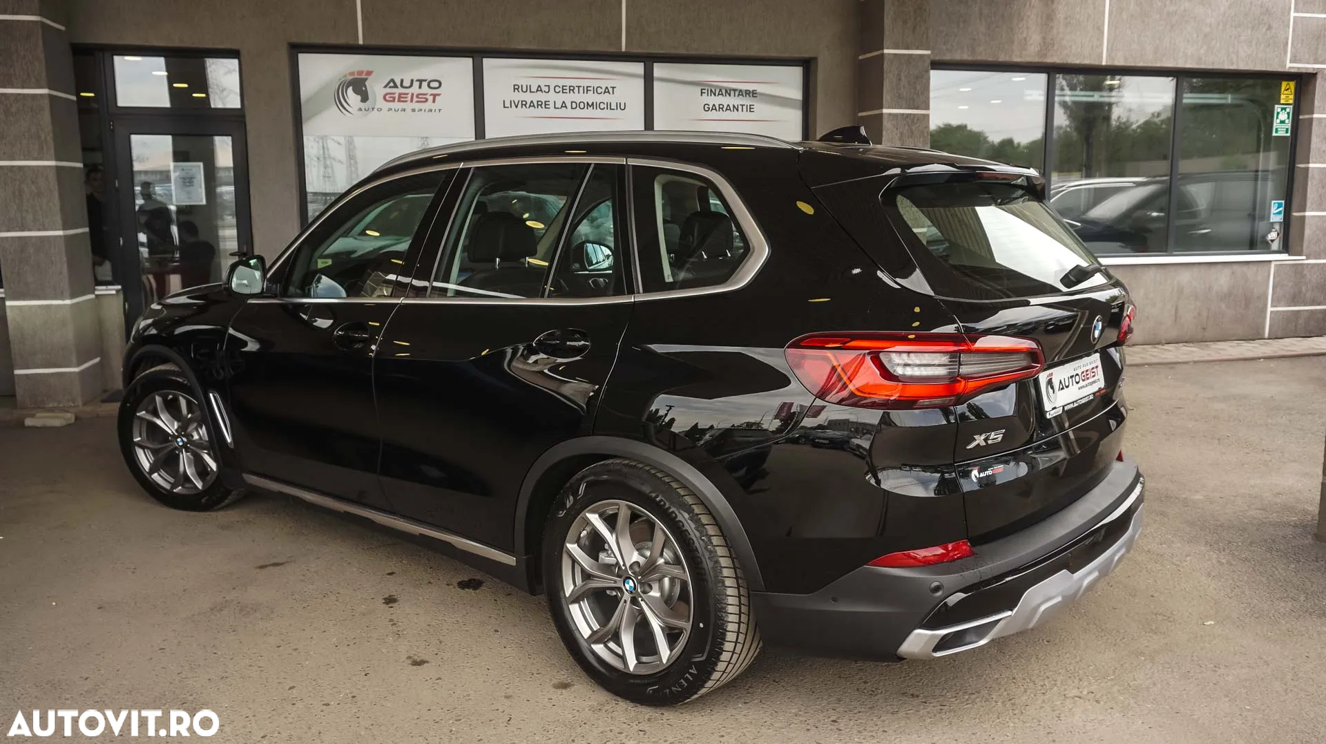 BMW X5 xDrive45e - 37
