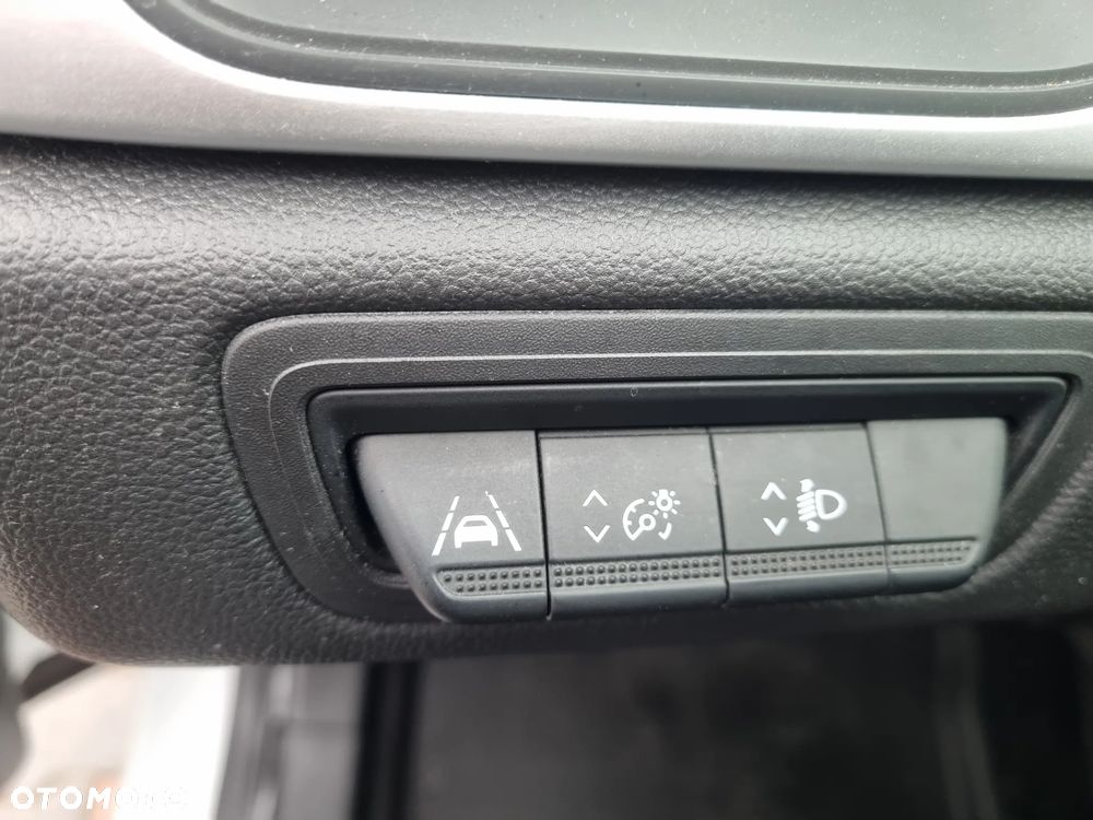Renault Captur 1.0 TCe Evolution - 21