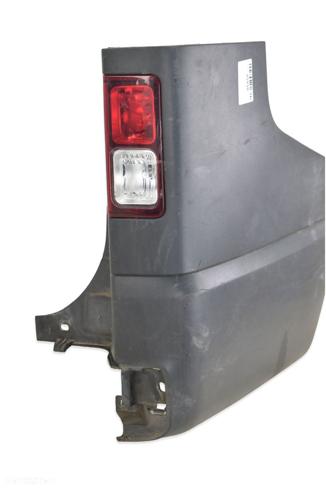 Narożnik Zderzaka Prawy Tył Lampa VIVARO B TRAFIC III 14-19R 850165246R - 2