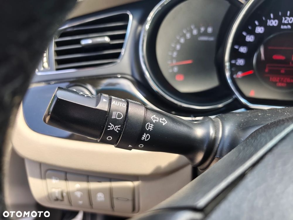 Kia Ceed 1.6 GDI L - 21