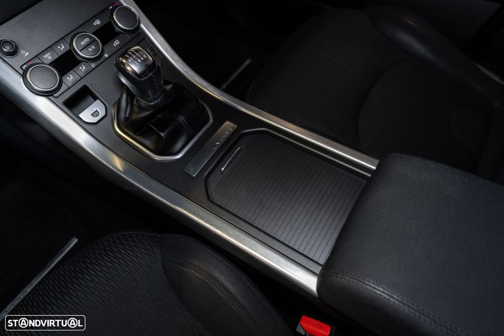 Land Rover Range Rover Evoque 2.0 eD4 SE Dynamic - 28