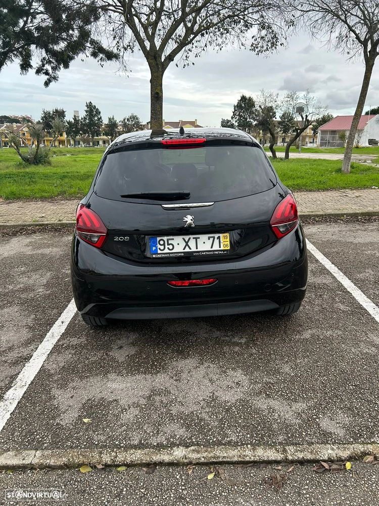 Peugeot 208 1.5 BlueHDi Signature - 5