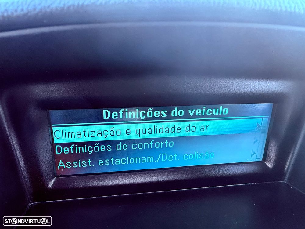 Chevrolet Cruze 2.0 VCDi LT - 25