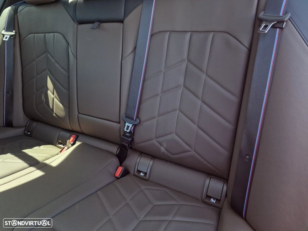 BMW 550 e xDrive Pack Desportivo M Pro - 19