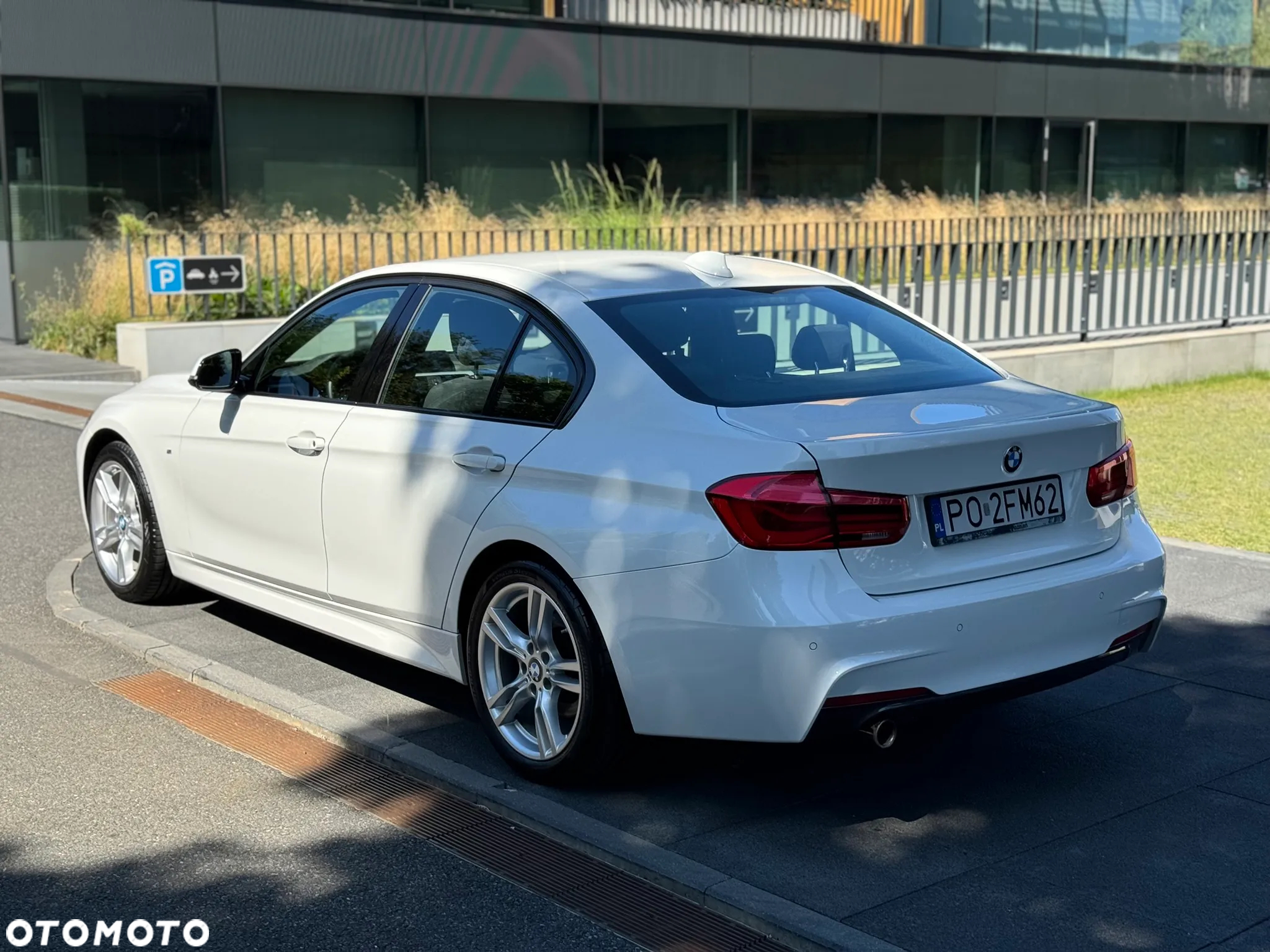 BMW Seria 3 318i M Sport - 6