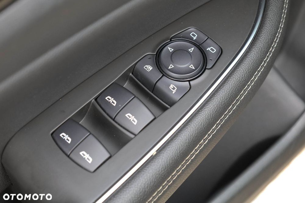 Opel Insignia 1.5 T Elite S&S - 30