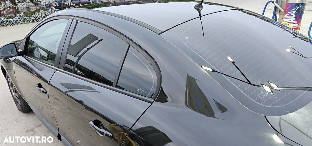 Renault Fluence 1.6 16V Expression - 3