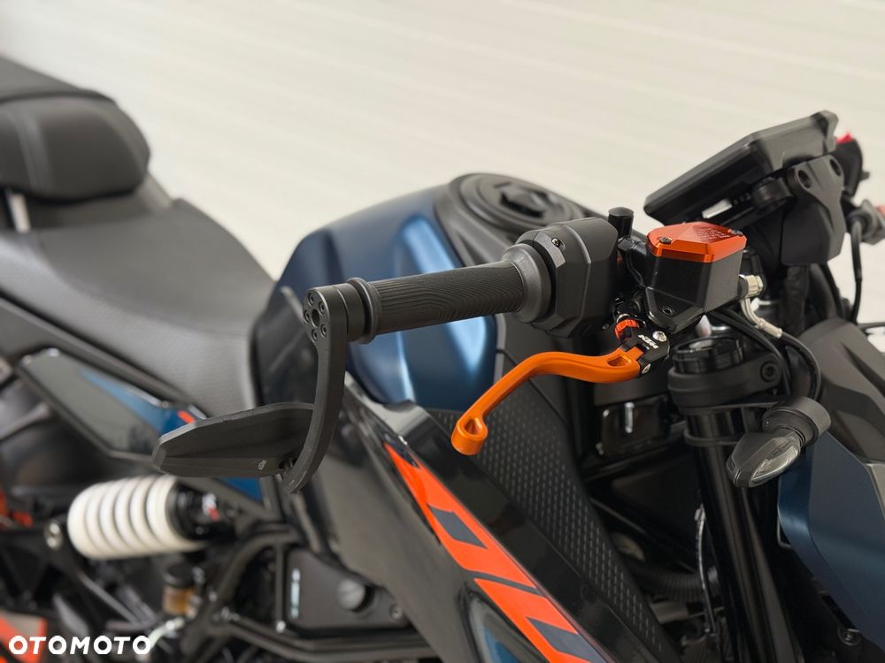 KTM Duke - 12