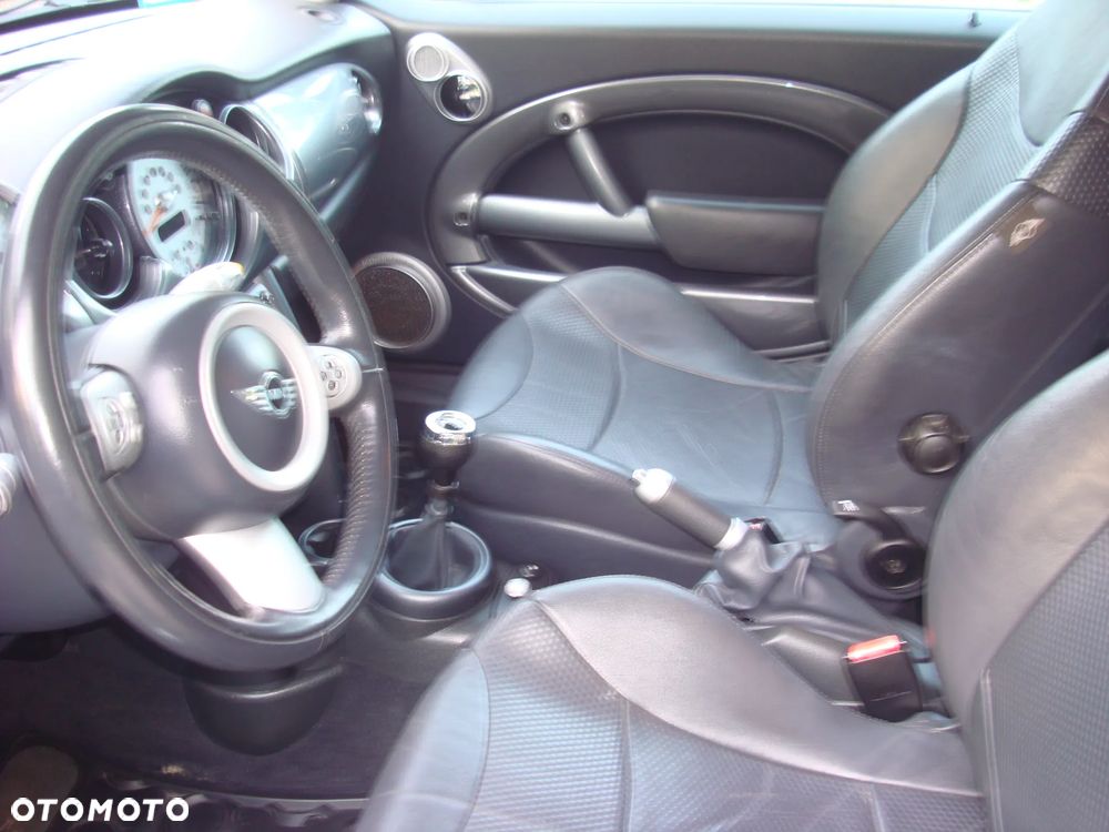 MINI Cooper Standard - 11