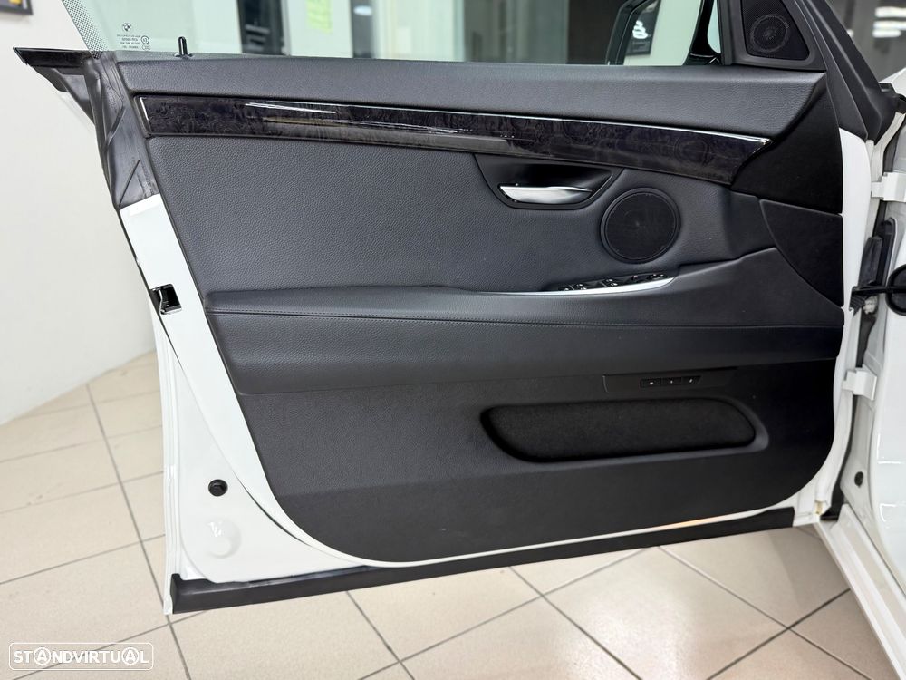 BMW 535 Gran Turismo d - 13