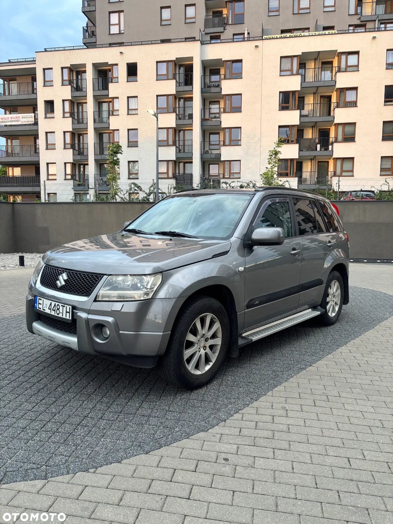 Suzuki Grand Vitara 2.0 De luxe - 2