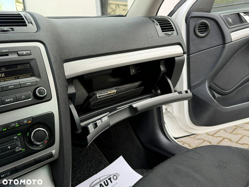 Skoda Octavia 1.4 TSI Elegance DSG - 20