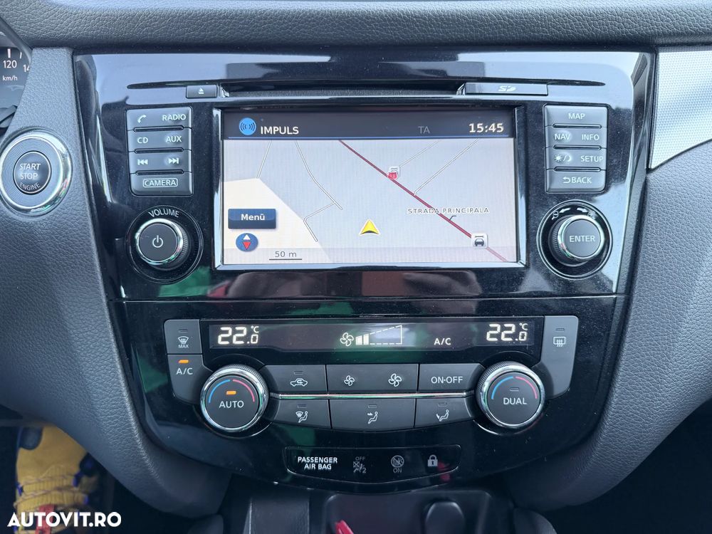 Nissan Qashqai 1.6 DCI Xtronic N-Connecta - 10