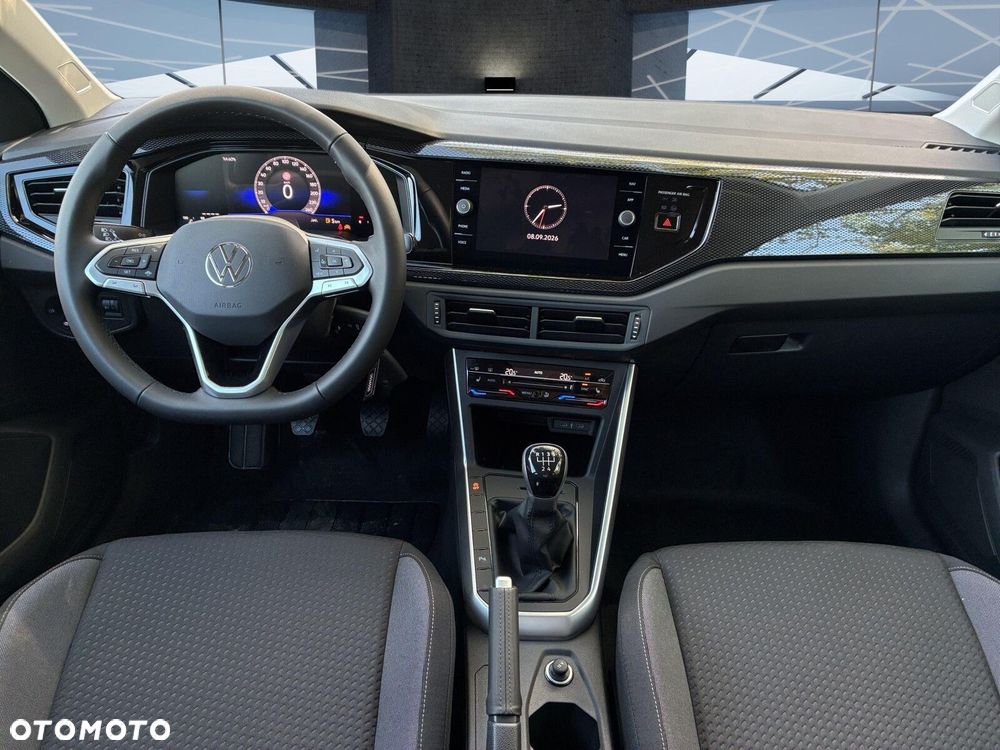 Volkswagen Polo - 13