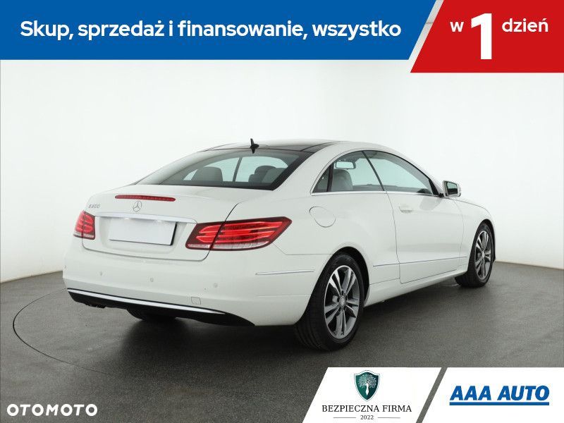 Mercedes-Benz Klasa E - 7