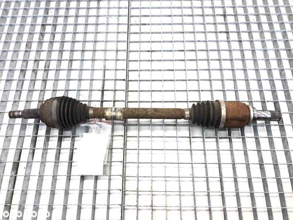 PÓŁOŚ LEWY PRZÓD - 86.00 PLN - DACIA SANDERO II 2012 - 2022 1.2 54 kW [73 KM] benzyna 2015 - - 1