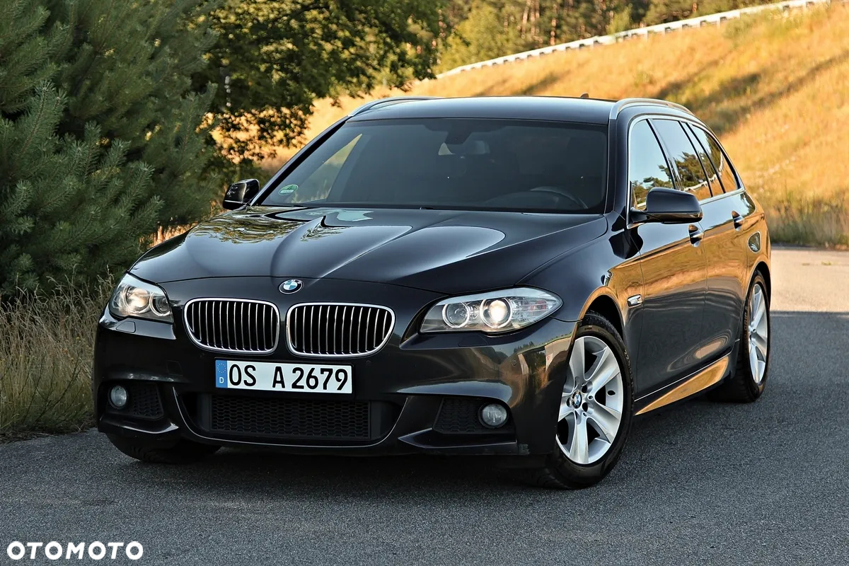 BMW Seria 5 520d Touring Luxury Line - 2