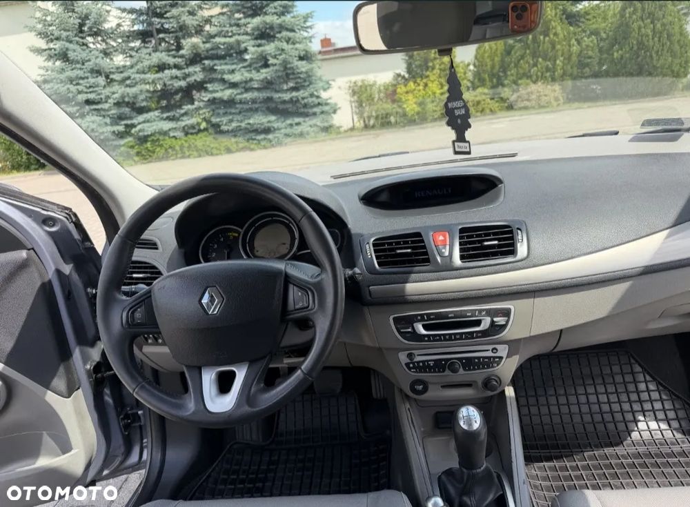 Renault Megane 1.5 dCi Expression - 8
