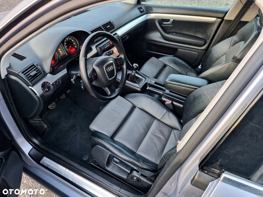 Audi A4 Avant - 12