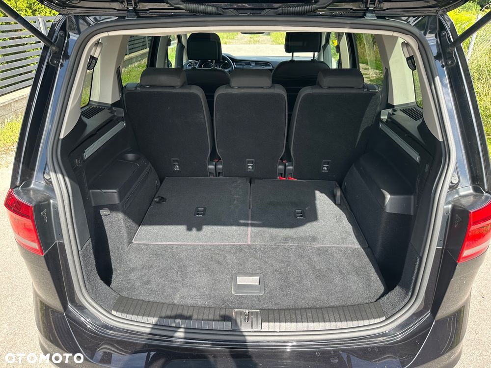 Volkswagen Touran 1.5 TSI EVO Comfortline - 26