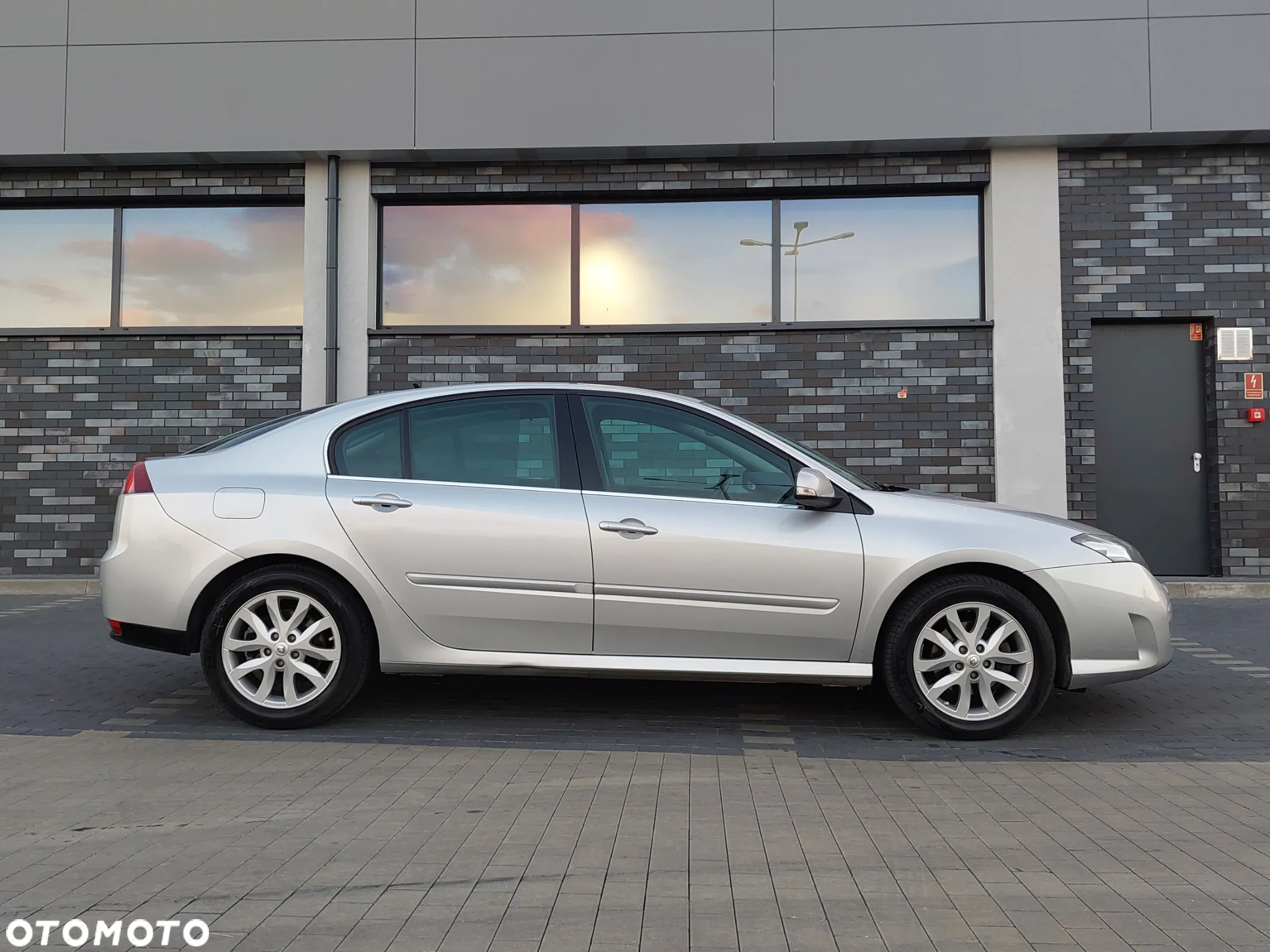 Renault Laguna 2.0 Expression - 4
