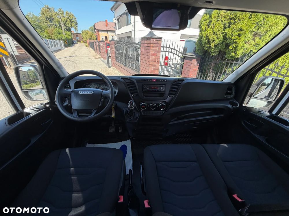 Iveco DAILY - 7