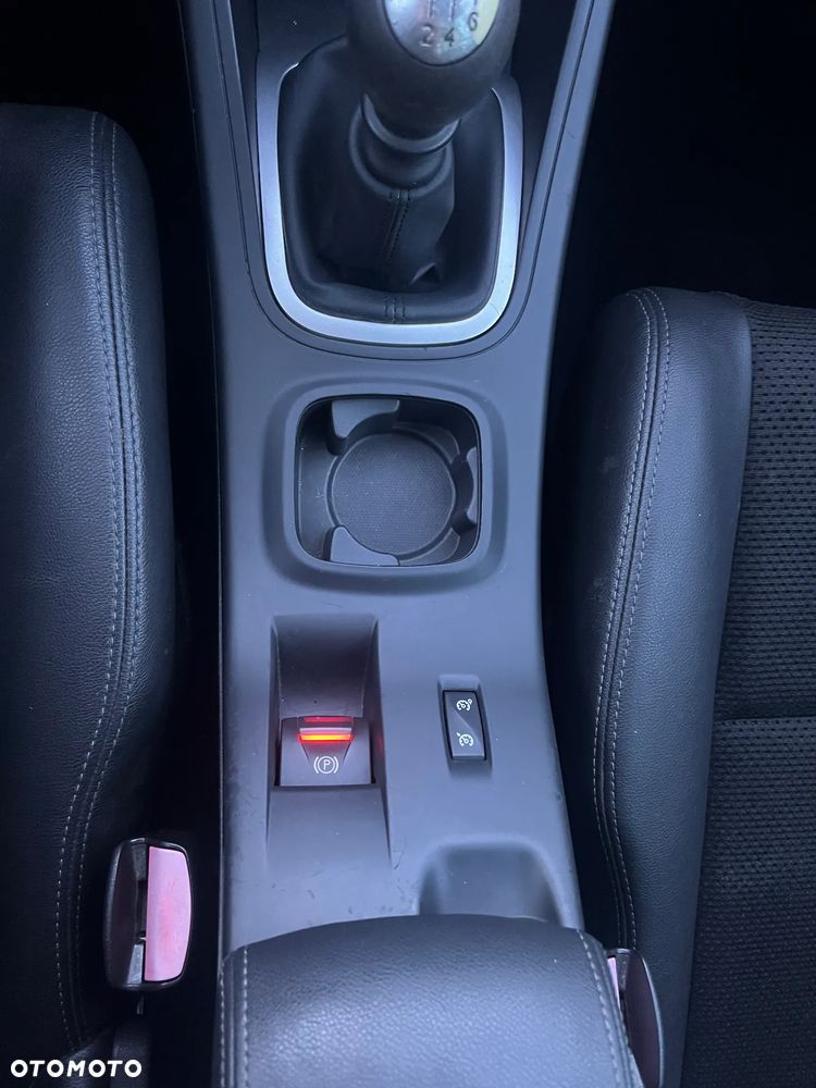 Renault Megane ENERGY dCi 110 Start & Stop Dynamique - 31