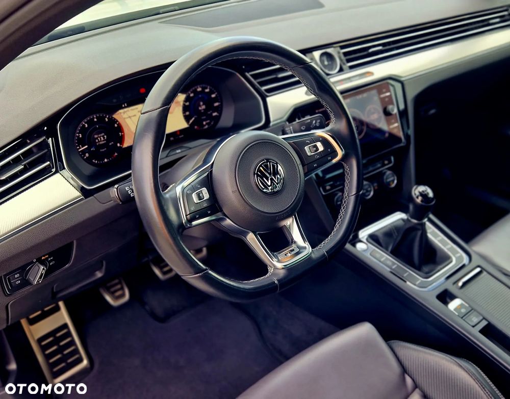 Volkswagen Passat - 3