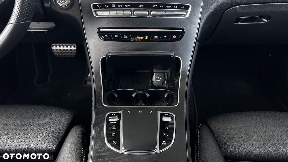 Mercedes-Benz GLC 200 - 19