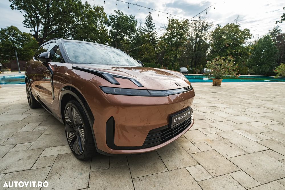 Lynk&Co 08 - 5