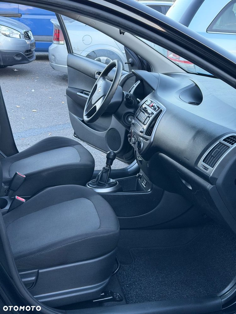 Hyundai I20 2015 photo 5