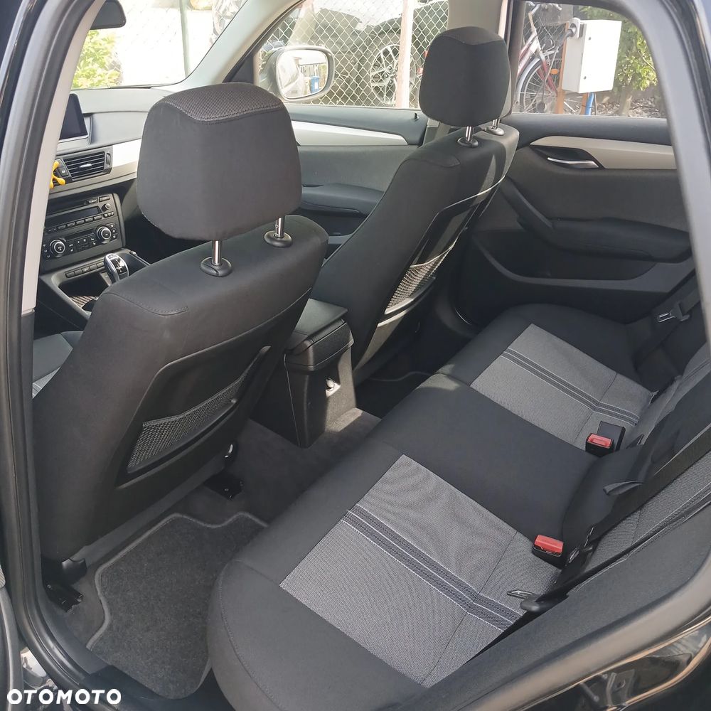 BMW X1 sDrive20i - 10