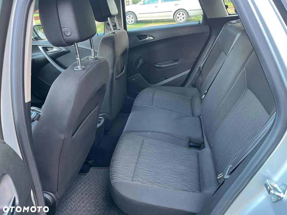 Opel Astra 1.7 CDTI - 10