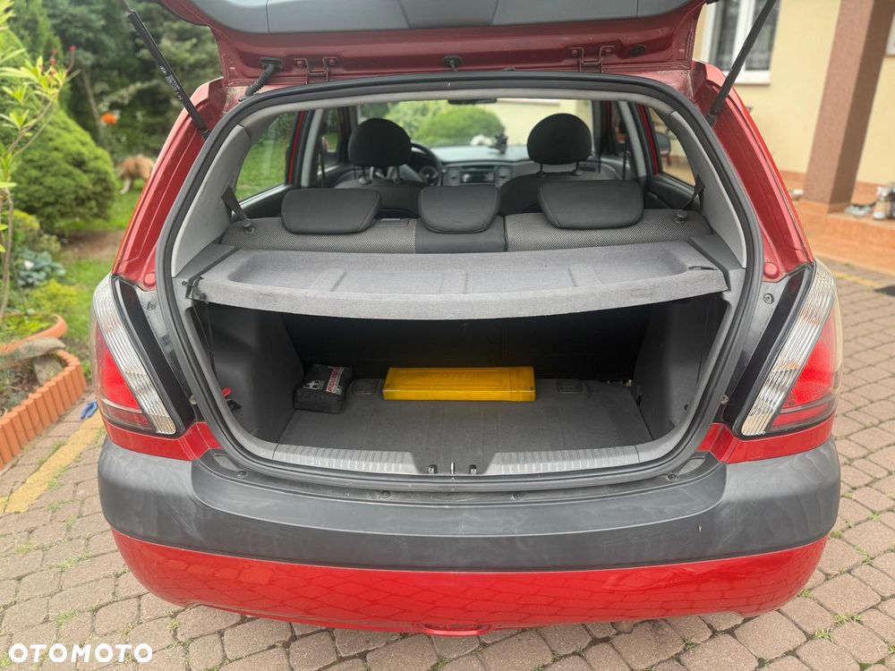 Kia Rio 1.5 CRDi City - 6