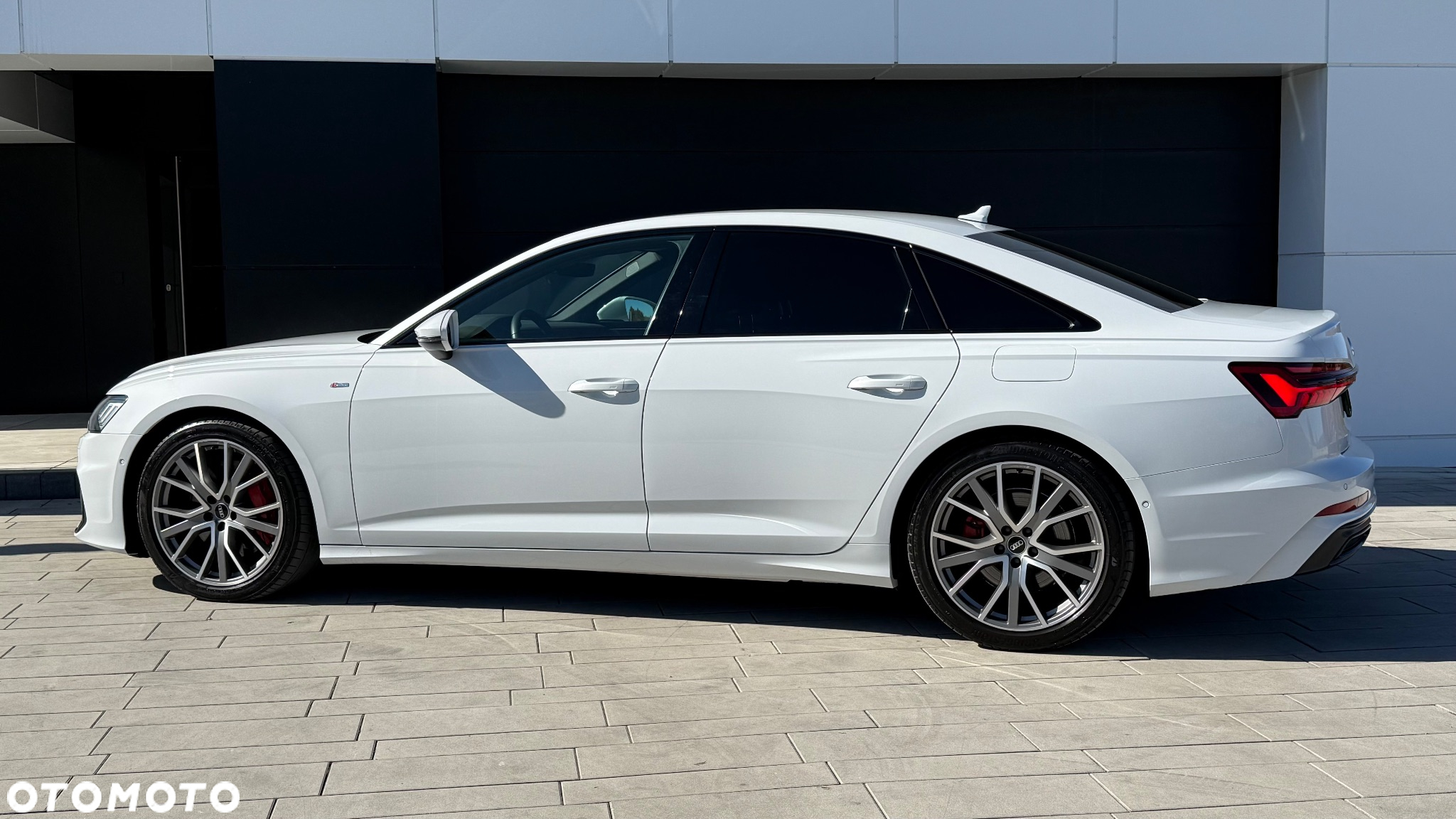 Audi A6 55 TFSI e quattro S tronic S line - 4